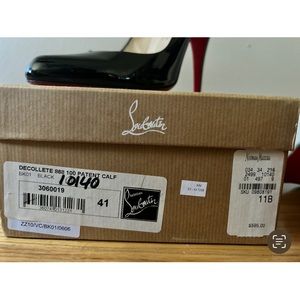 Classic black Christian Louboutin heel